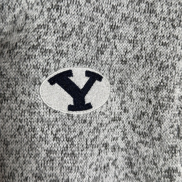 NWOT Champion Elite BYU 1/4 Button Pullover Sweater Men's Gray Size Small - Picture 3 of 7